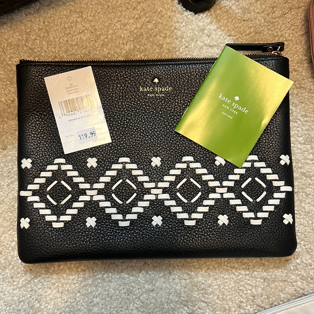 *SOLD* NWT Kate Spade New York Flynn Street Gia in Black Pebbled Leather